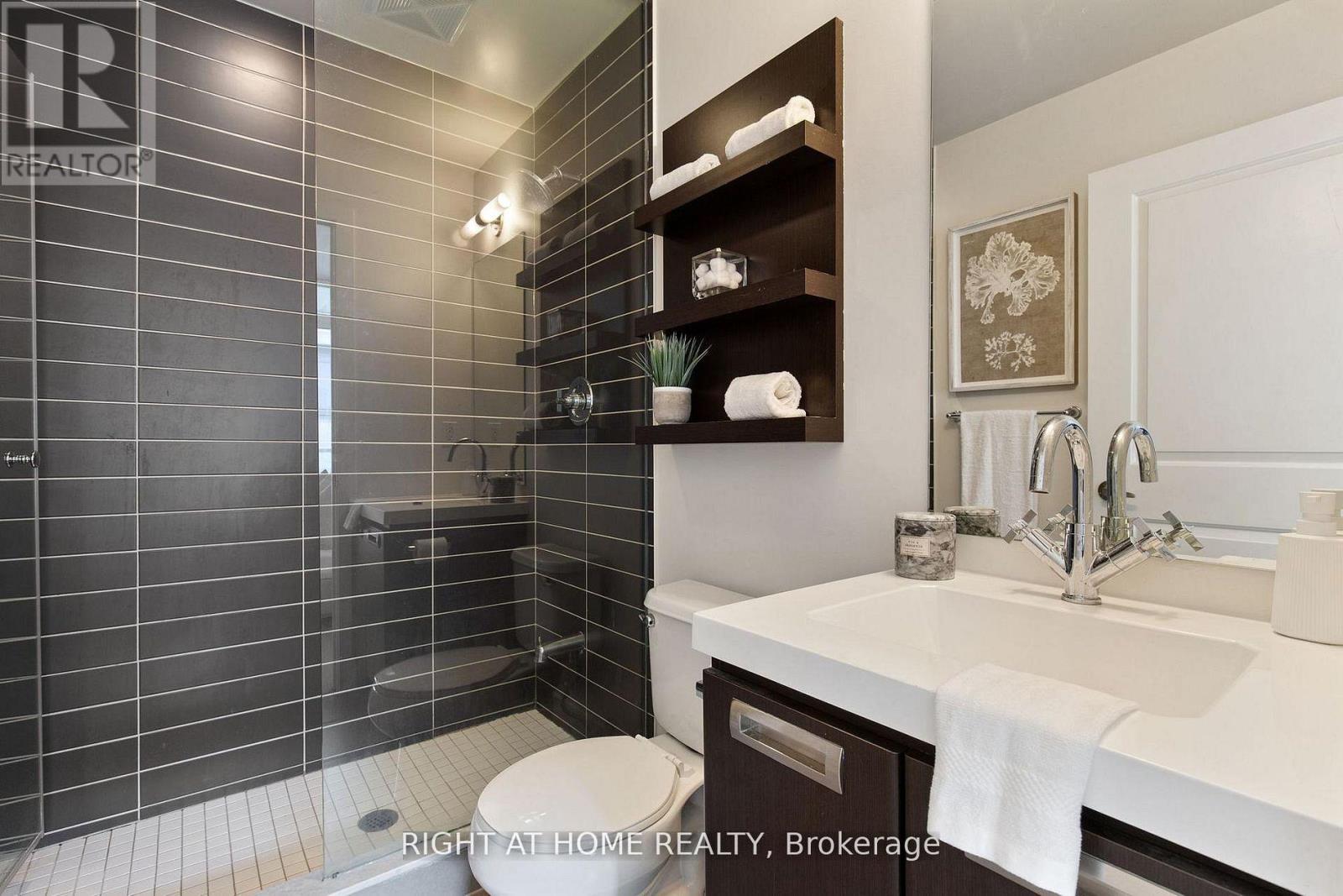 732 - 90 Stadium Road, Toronto, Ontario  M5V 3W5 - Photo 12 - C12764164