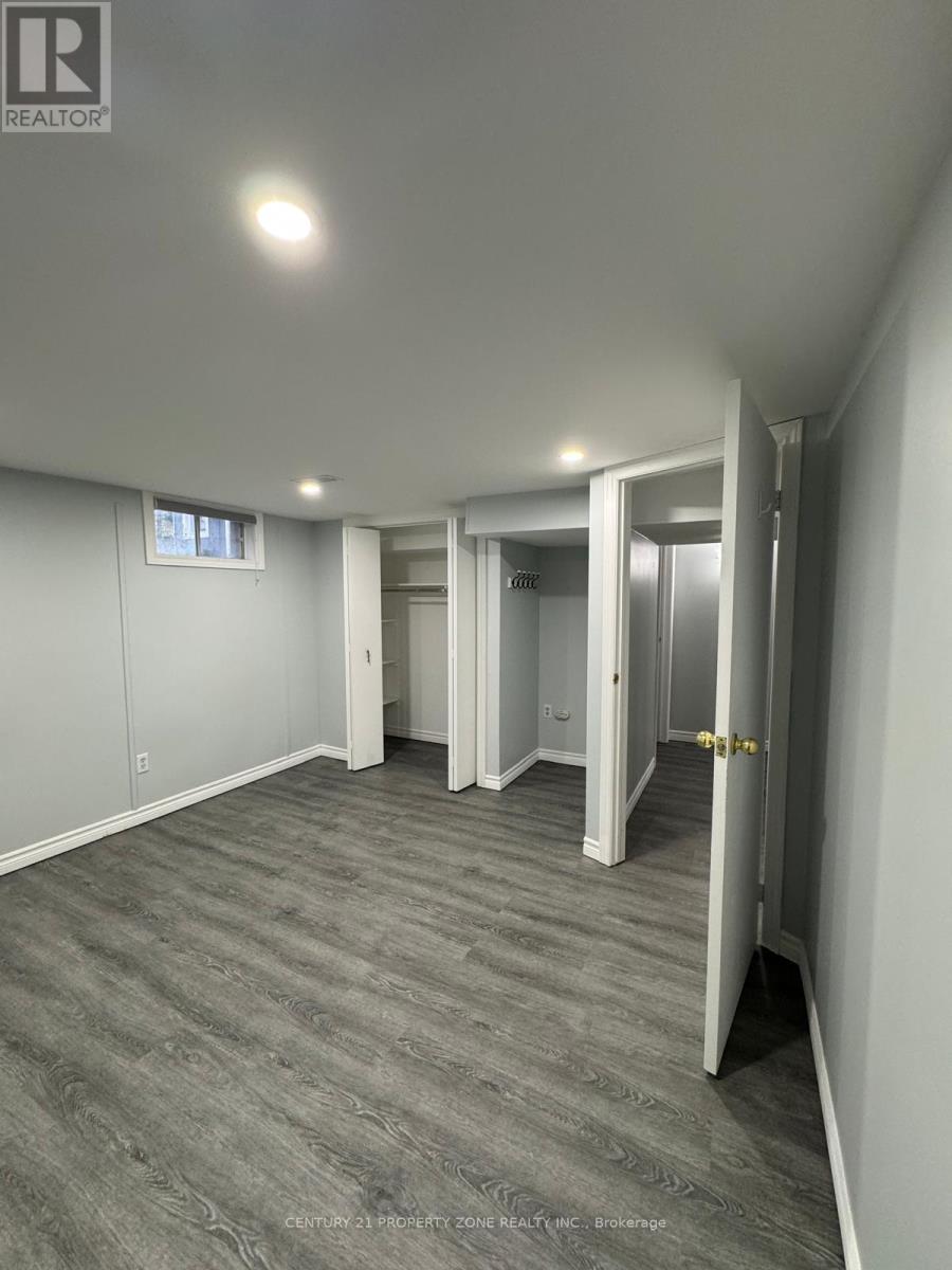 709 Keates Avenue, Oshawa, Ontario  L1H 7Y3 - Photo 5 - E12764144