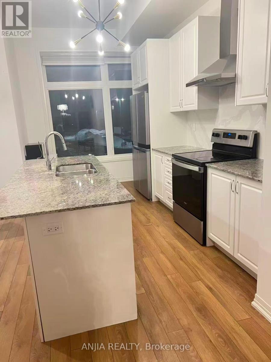 119 Markland Street, Markham, Ontario  L6C 3B5 - Photo 2 - N12764078