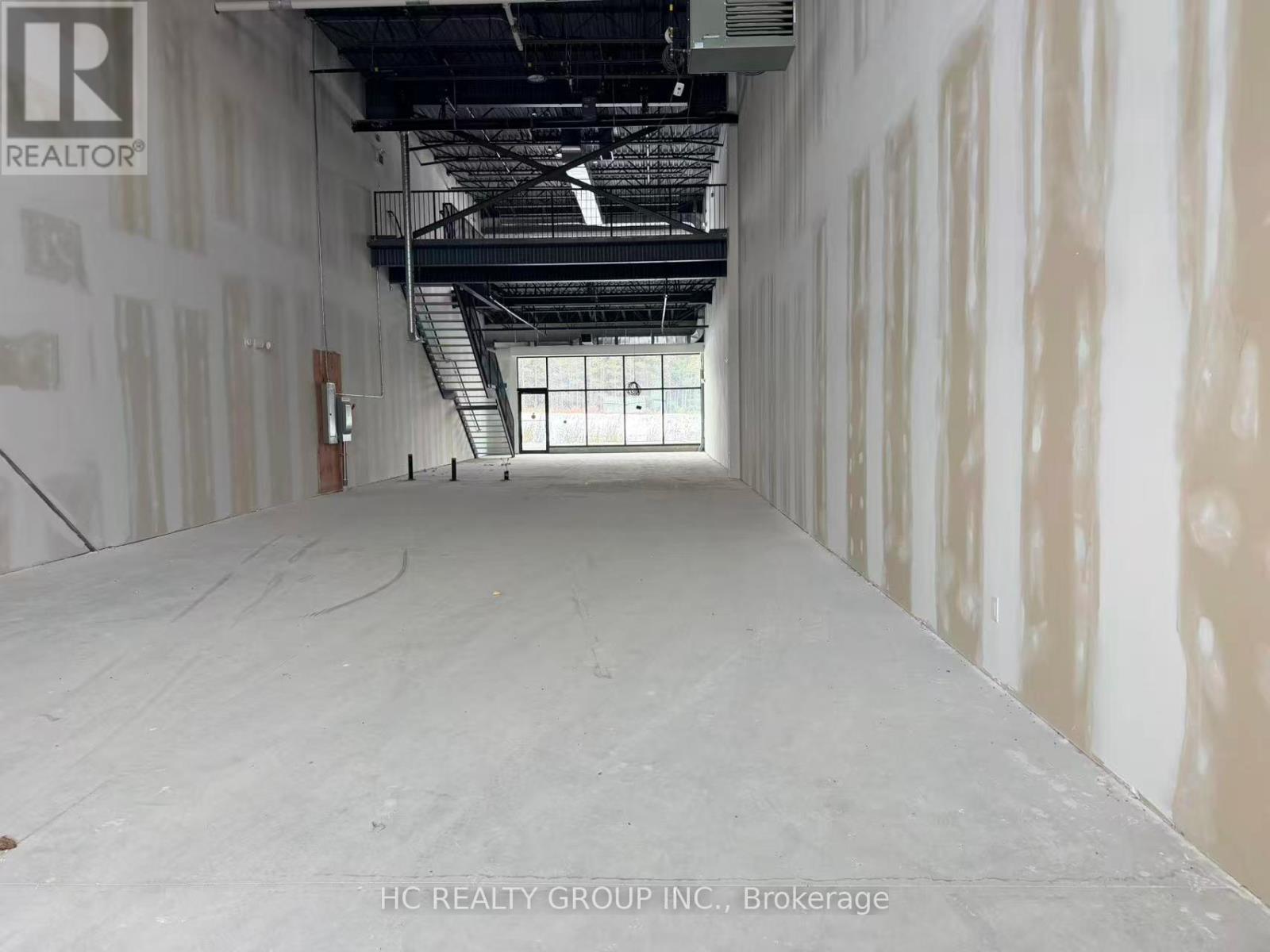 I07 - I10 - 175 Melvin Robson Avenue, Aurora, Ontario  L4G 4B9 - Photo 5 - N12764108