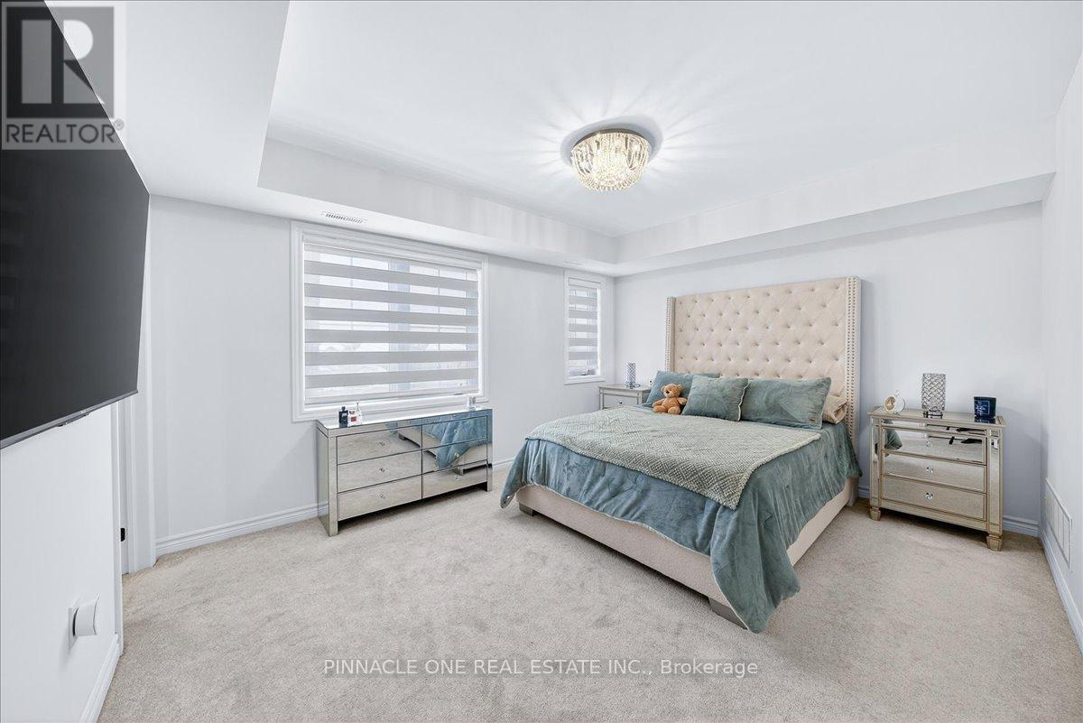 4 - 41 Pumpkin Corner Crescent, Barrie, Ontario  L9J 0C2 - Photo 23 - S12764066