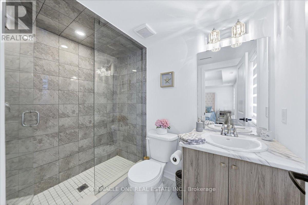 4 - 41 Pumpkin Corner Crescent, Barrie, Ontario  L9J 0C2 - Photo 28 - S12764066