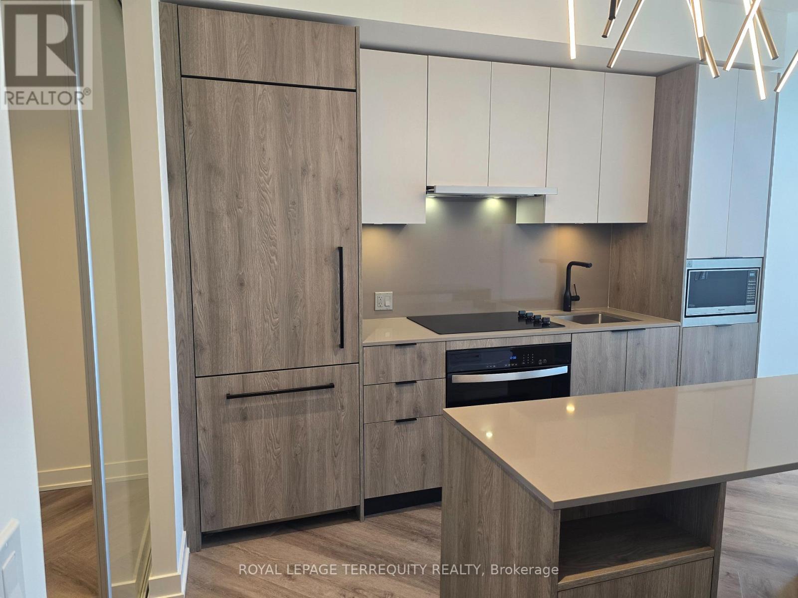 906 - 1007 The Queensway, Toronto, Ontario  M8Z 0H4 - Photo 8 - W12760934