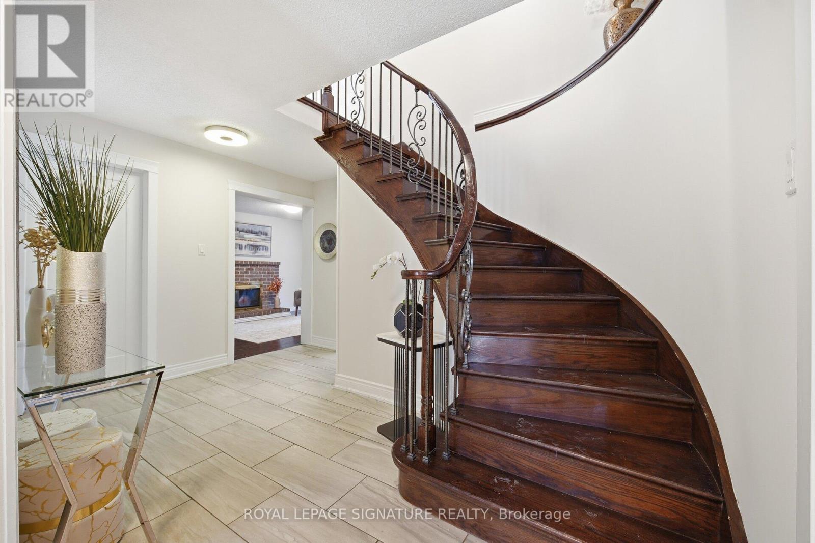 6326 Millers Grove, Mississauga, Ontario  L5N 3H7 - Photo 18 - W12764070