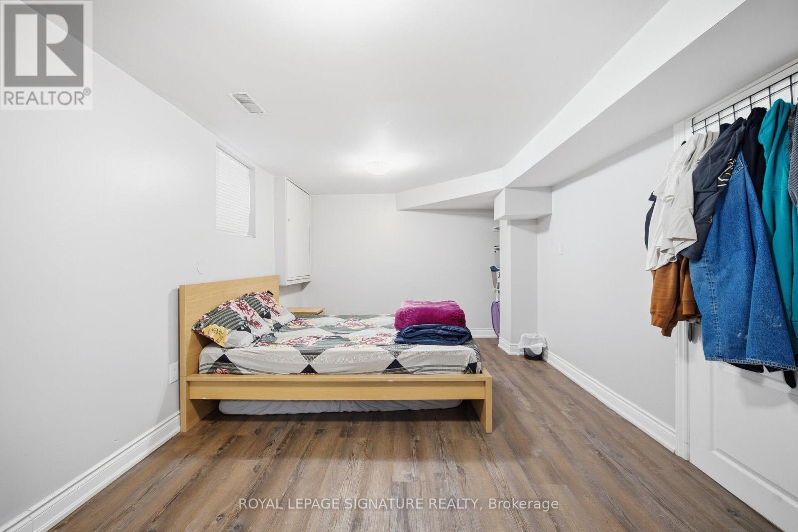 6326 Millers Grove, Mississauga, Ontario  L5N 3H7 - Photo 38 - W12764070