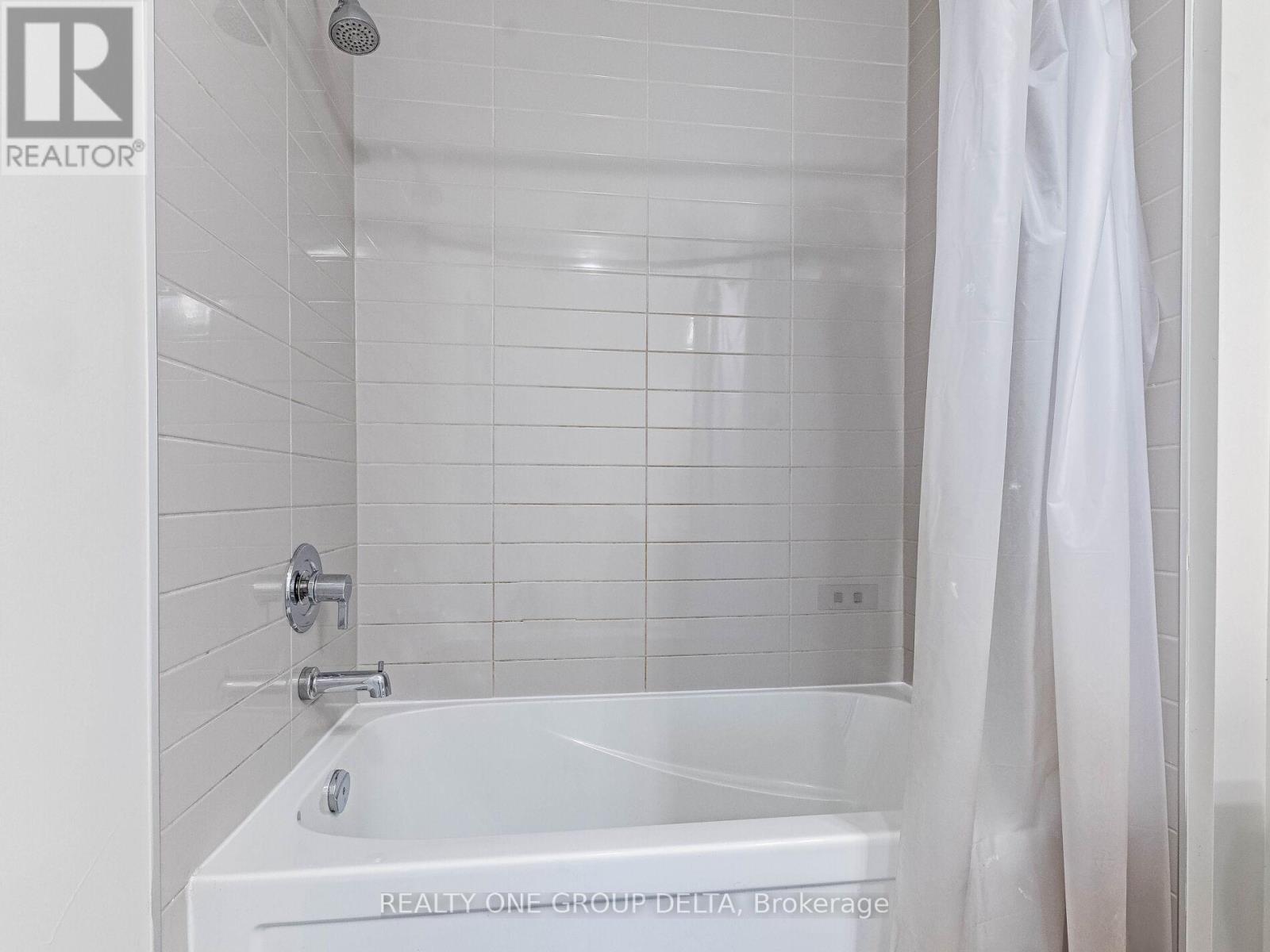 . - 6 Quinton Ridge, Brampton, Ontario  L6Y 0E3 - Photo 30 - W12764076