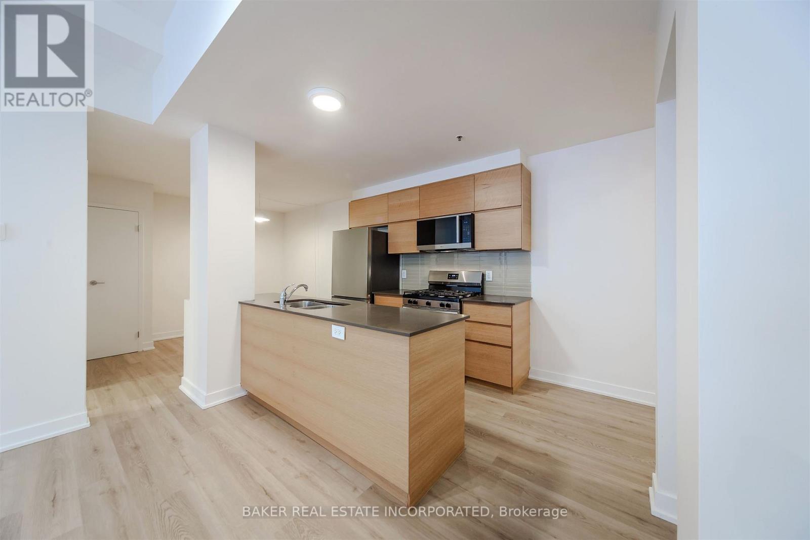 107 - 152 Annette Street, Toronto, Ontario  M6P 1P4 - Photo 14 - W12764090