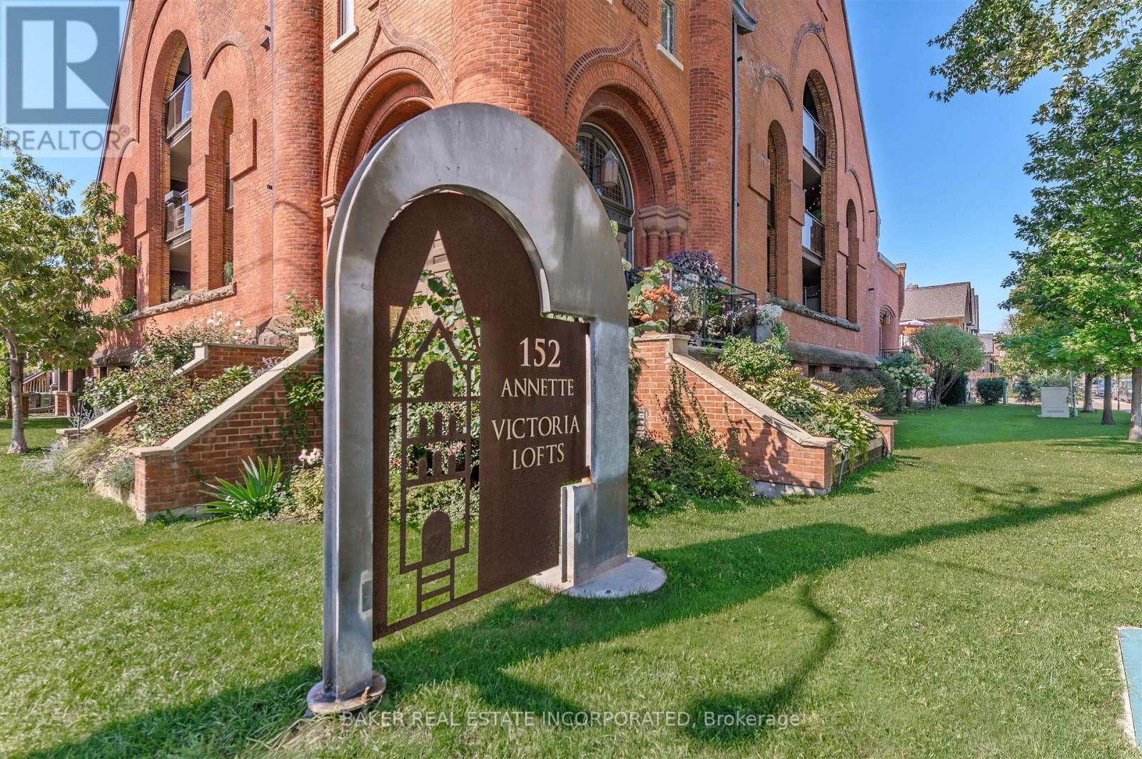 107 - 152 Annette Street, Toronto, Ontario  M6P 1P4 - Photo 7 - W12764090