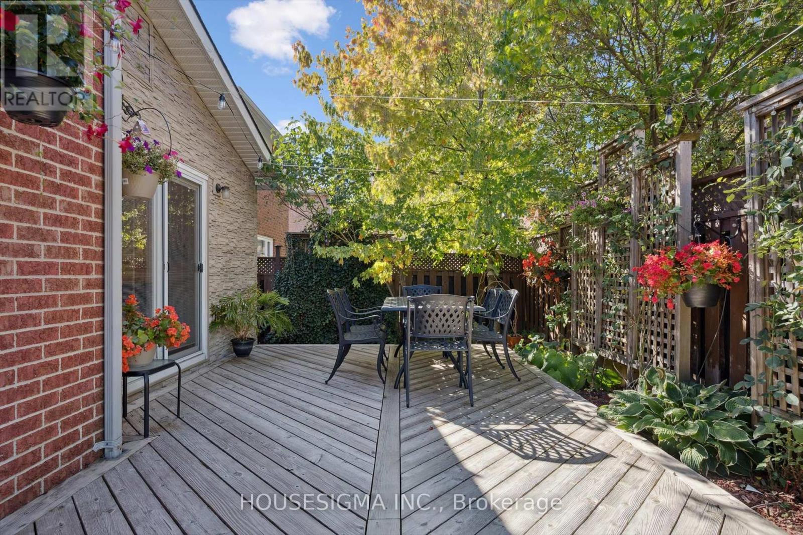 1197 Old Oak Drive, Oakville, Ontario  L6M 3K6 - Photo 23 - W12764136