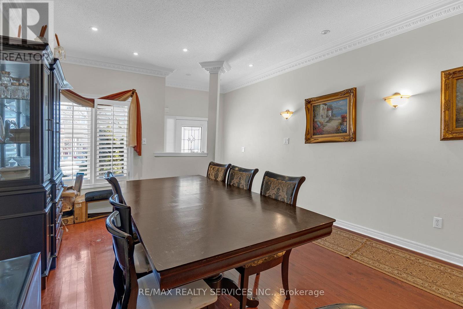 43 Masters Green Crescent, Brampton, Ontario  L7A 3K6 - Photo 9 - W12764160