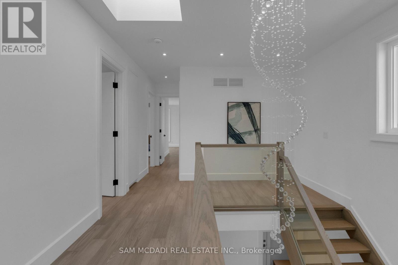 1050 Edgeleigh Avenue, Mississauga, Ontario  L5E 2G1 - Photo 27 - W12764166