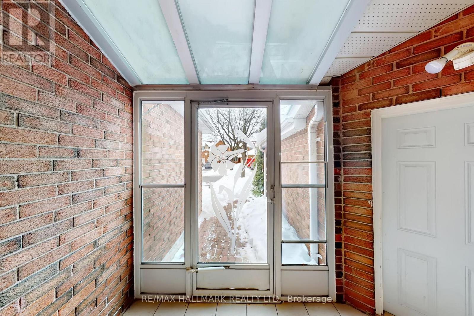 2783 Lindholm Crescent, Mississauga, Ontario  L5M 4P7 - Photo 23 - W12764168