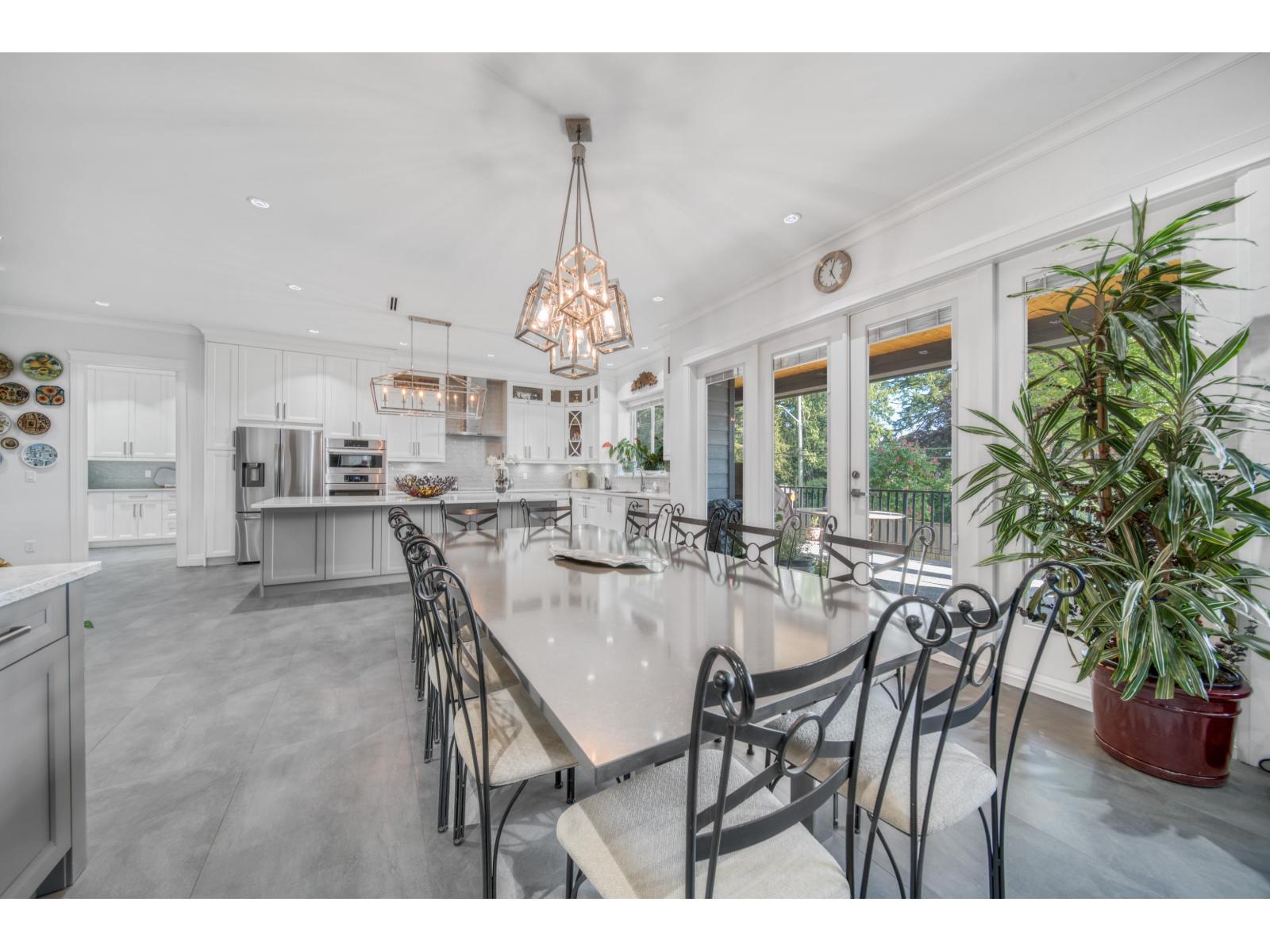 13766 56a Avenue, Surrey, British Columbia  V3X 2X5 - Photo 11 - R3087226