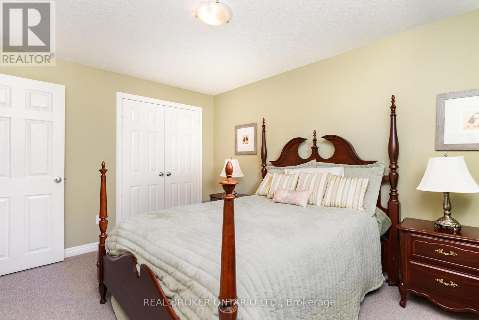 472 Countess Street S, West Grey, Ontario  N0G 1R0 - Photo 18 - X12764086