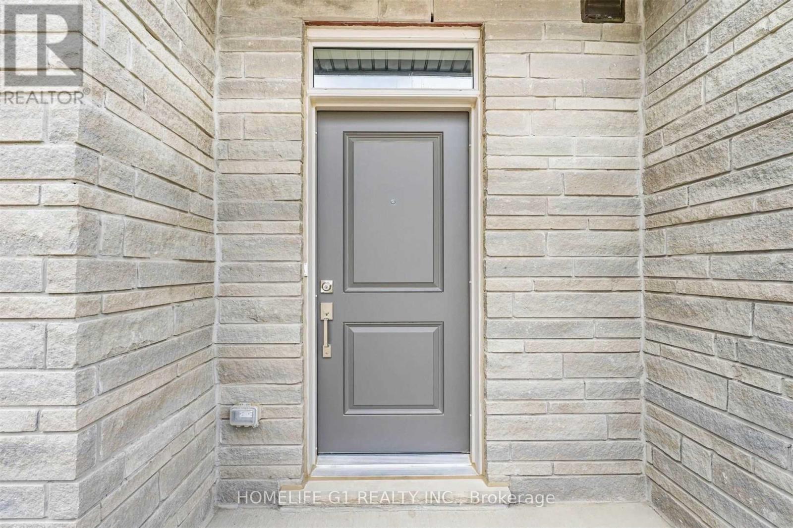 10 Bayberry Lane, Hamilton, Ontario  L0R 1W0 - Photo 2 - X12764092