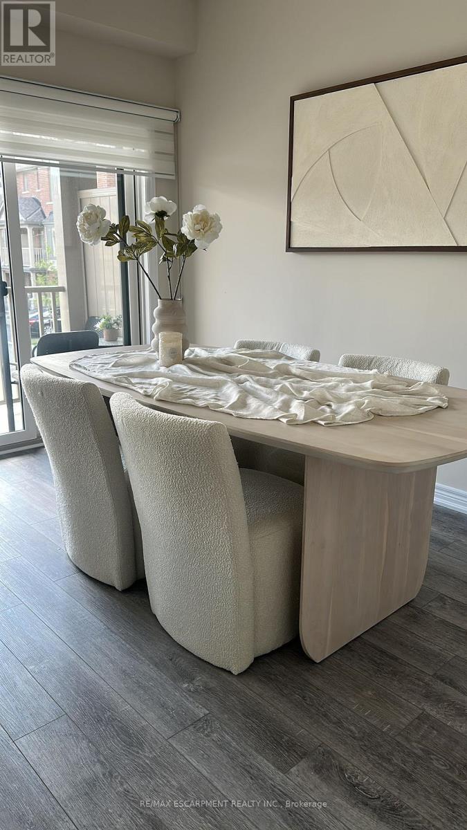 62 - 19 Picardy Drive, Hamilton, Ontario  L8J 0M7 - Photo 8 - X12764132