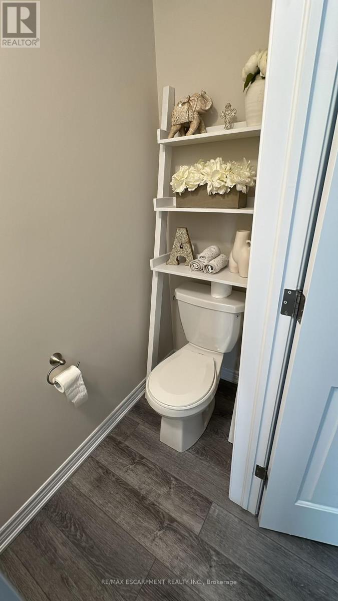 62 - 19 Picardy Drive, Hamilton, Ontario  L8J 0M7 - Photo 9 - X12764132