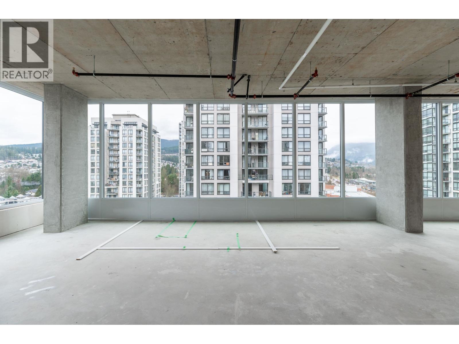 1002 2992 Glen Drive, Coquitlam, British Columbia  V3B 0V2 - Photo 2 - C8075753