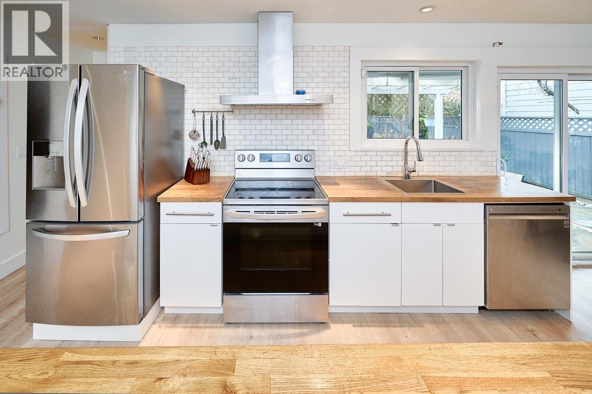 3256 Dunkirk Avenue, Coquitlam, British Columbia  V3E 1G4 - Photo 7 - R3086806