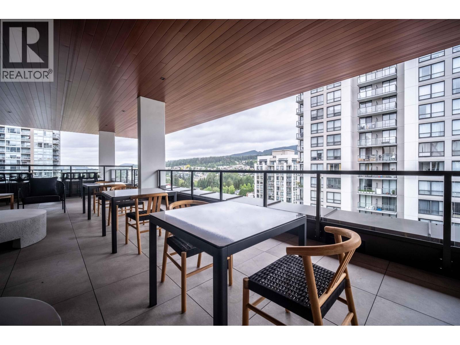 1002 2992 Glen Drive, Coquitlam, British Columbia  V3B 0V2 - Photo 8 - C8075753