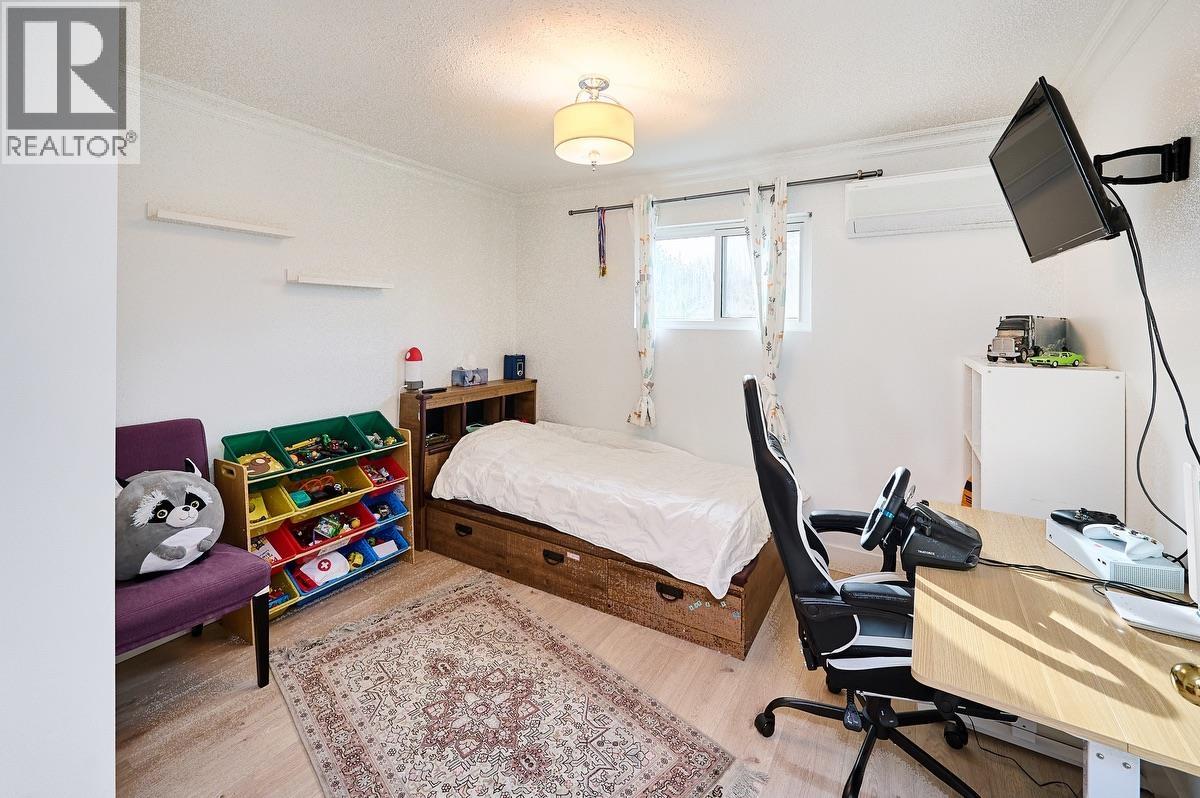 3256 Dunkirk Avenue, Coquitlam, British Columbia  V3E 1G4 - Photo 14 - R3086806