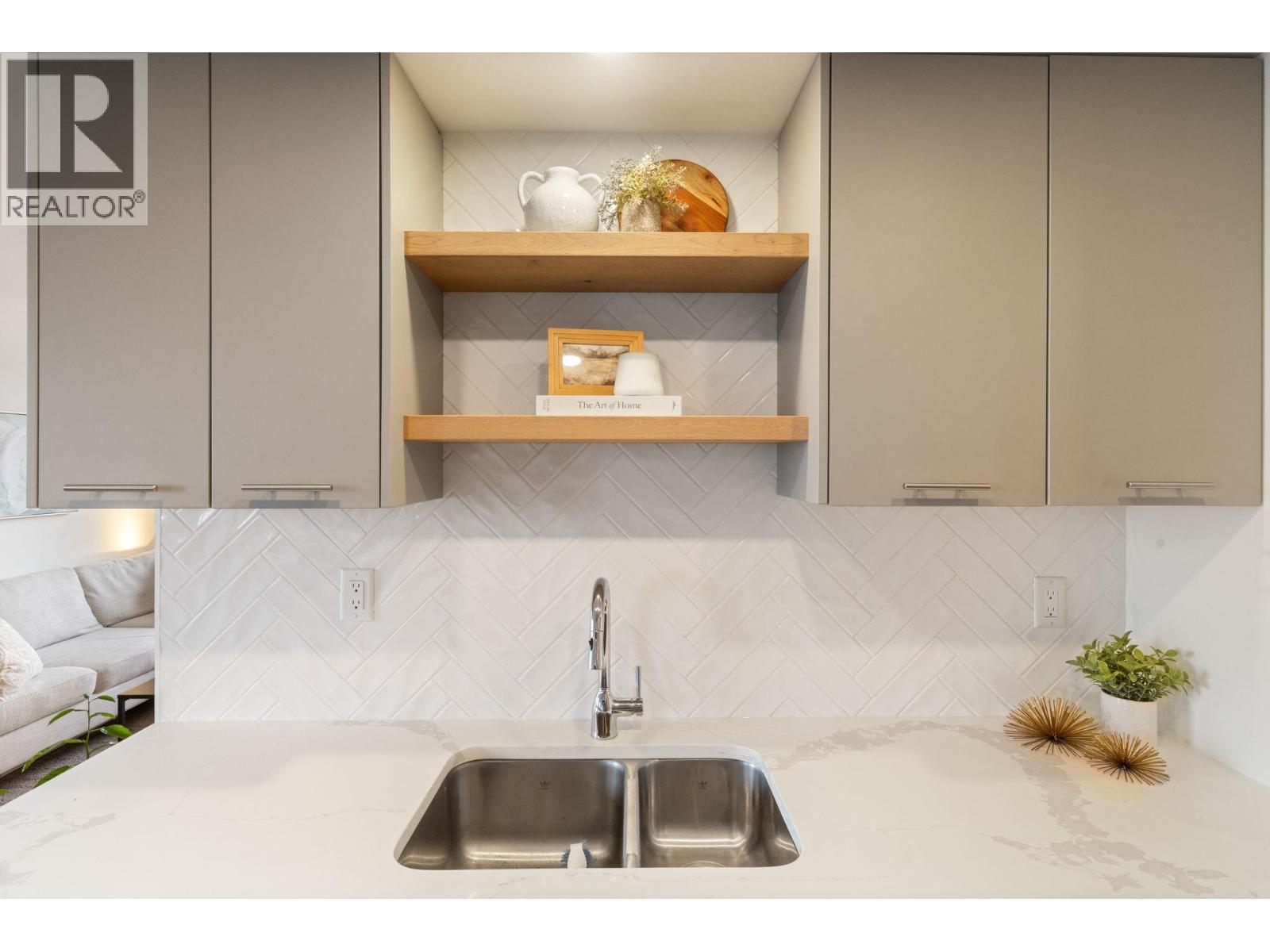 905 110 W 4th Street, North Vancouver, British Columbia  V7M 3H3 - Photo 18 - R3085537