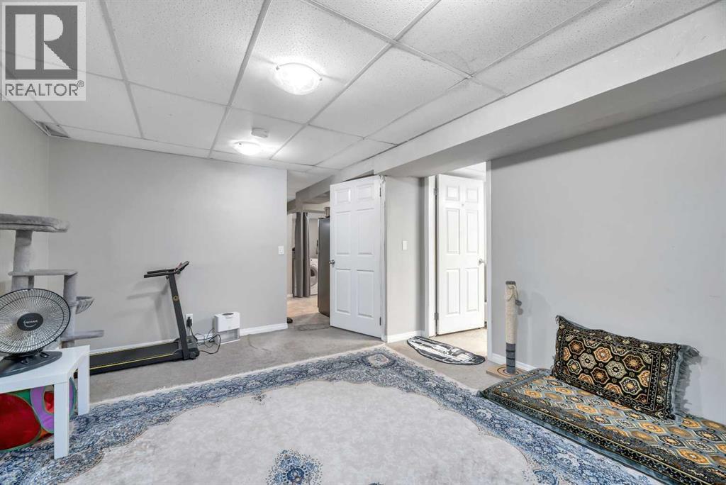 19 Castlepark Way Ne, Calgary, Alberta  T3J 1R7 - Photo 24 - A2273385