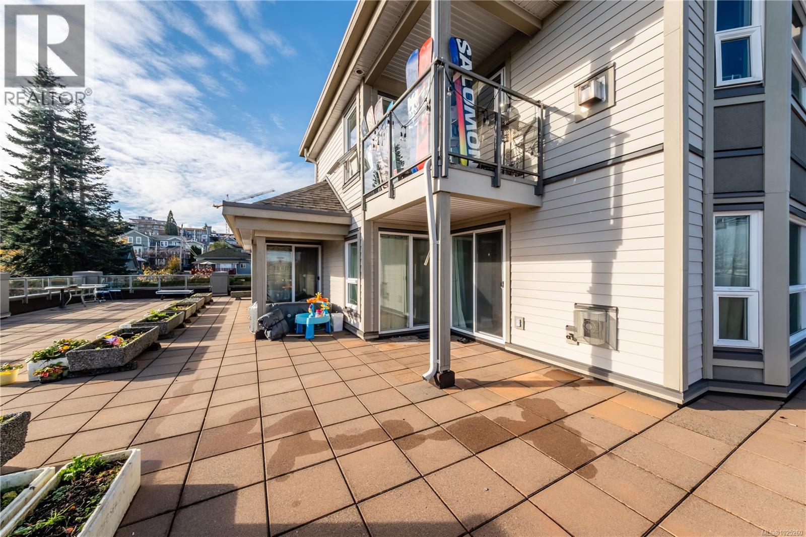 201 327 Prideaux St, Nanaimo, British Columbia  V9R 2N4 - Photo 33 - 1025260