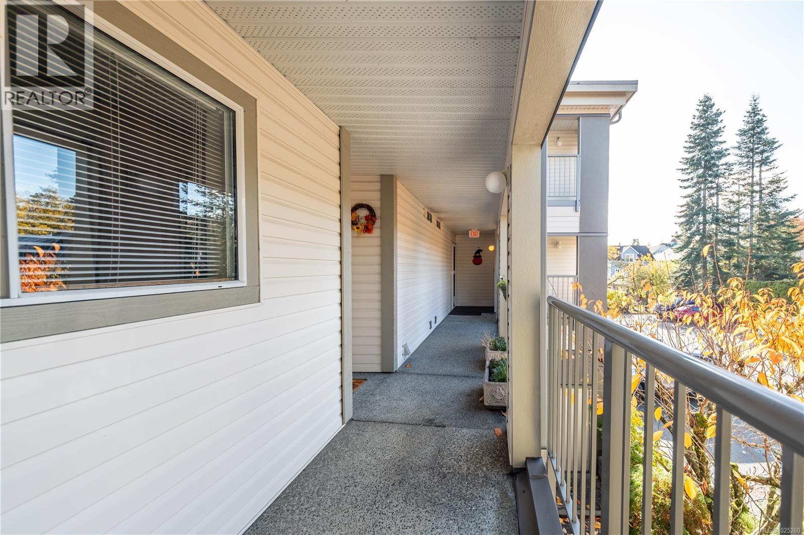 201 327 Prideaux St, Nanaimo, British Columbia  V9R 2N4 - Photo 44 - 1025260