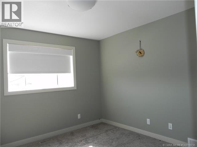 18 Cross Street, Lacombe, Alberta  T4L 0J4 - Photo 13 - A2282747