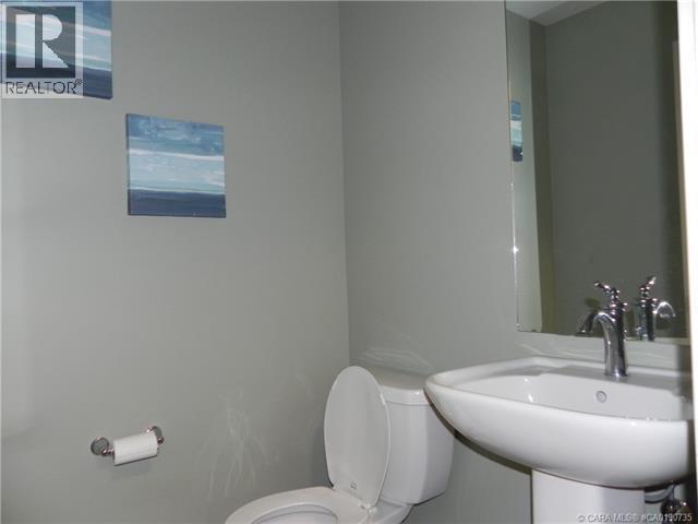 18 Cross Street, Lacombe, Alberta  T4L 0J4 - Photo 18 - A2282747