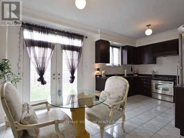 67 Breton Avenue, Mississauga, Ontario  L4Z 4K2 - Photo 8 - W12763324