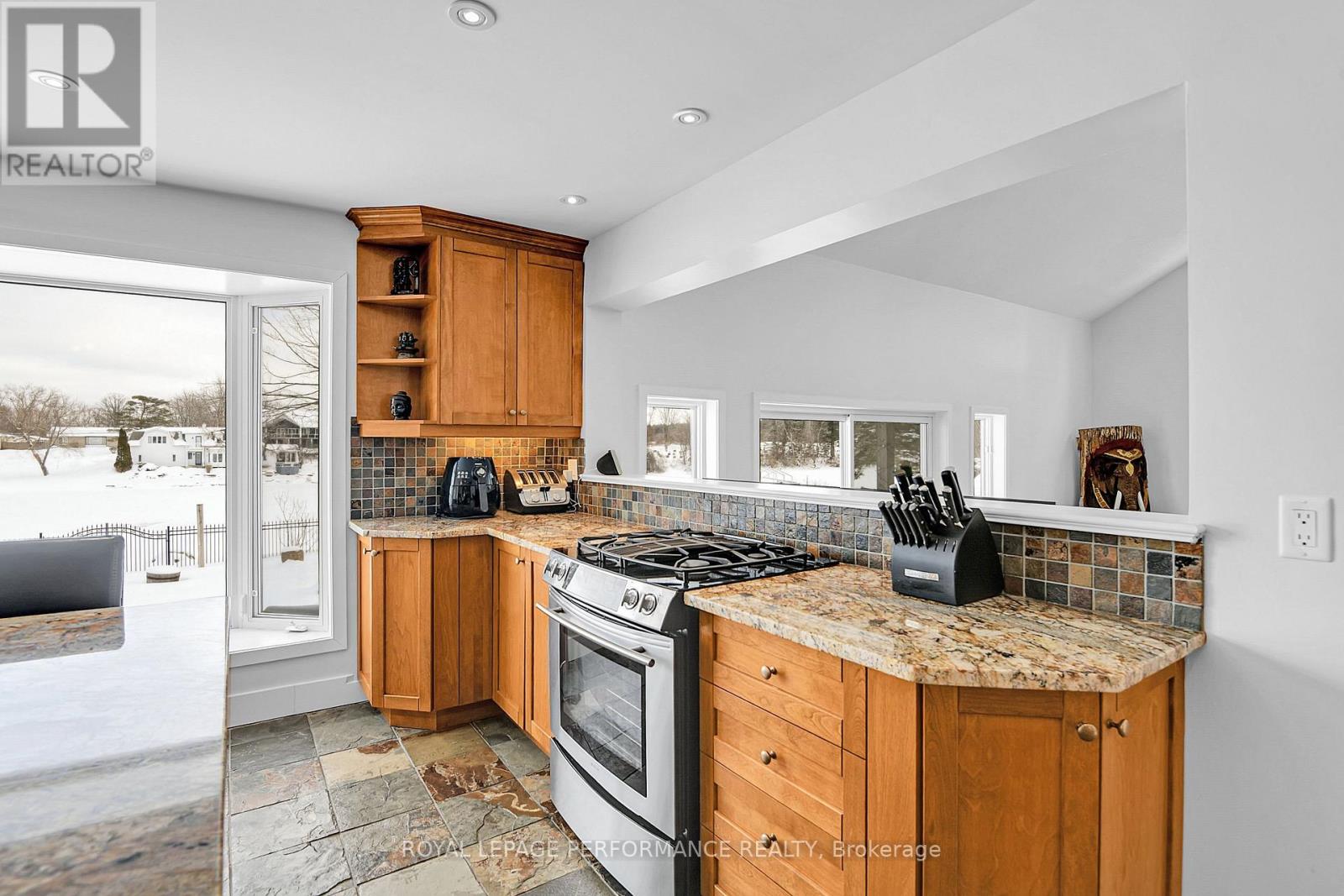 6099 James Bell Drive, Ottawa, Ontario  K4M 1B3 - Photo 12 - X12582654