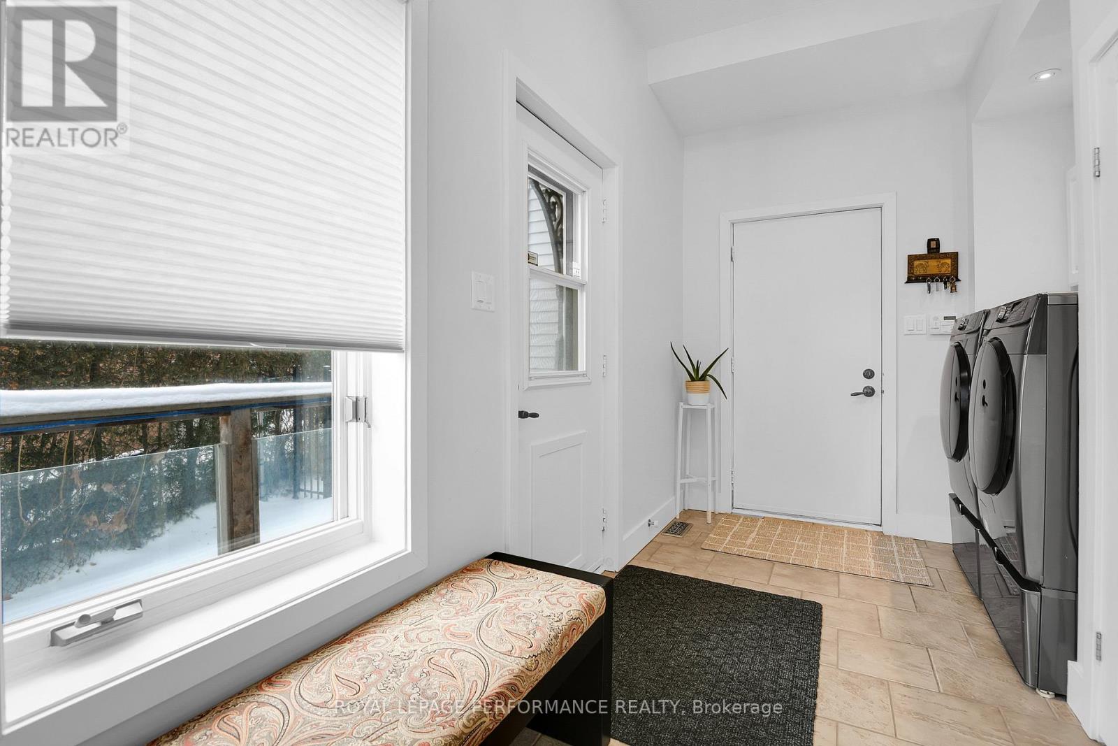 6099 James Bell Drive, Ottawa, Ontario  K4M 1B3 - Photo 17 - X12582654