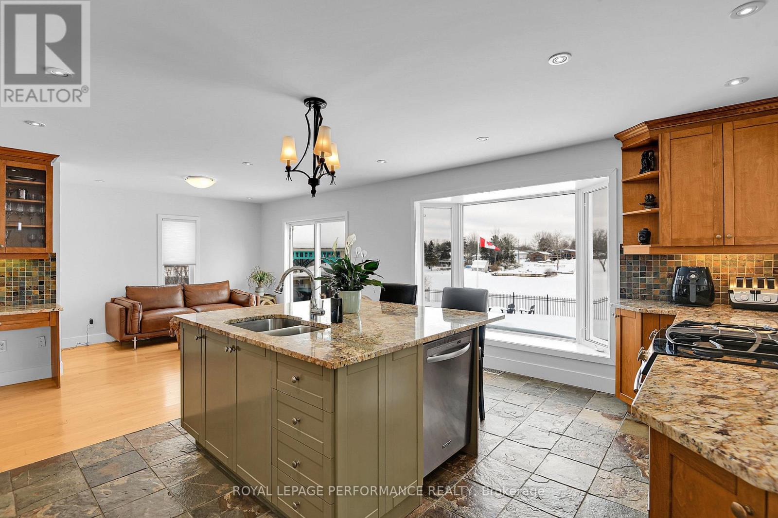 6099 James Bell Drive, Ottawa, Ontario  K4M 1B3 - Photo 13 - X12582654