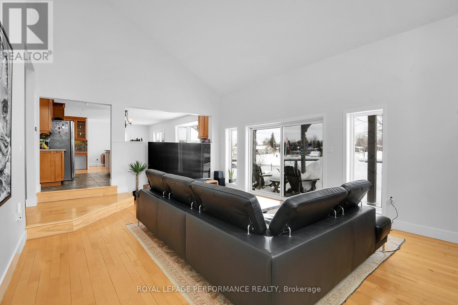 6099 James Bell Drive, Ottawa, Ontario  K4M 1B3 - Photo 7 - X12582654