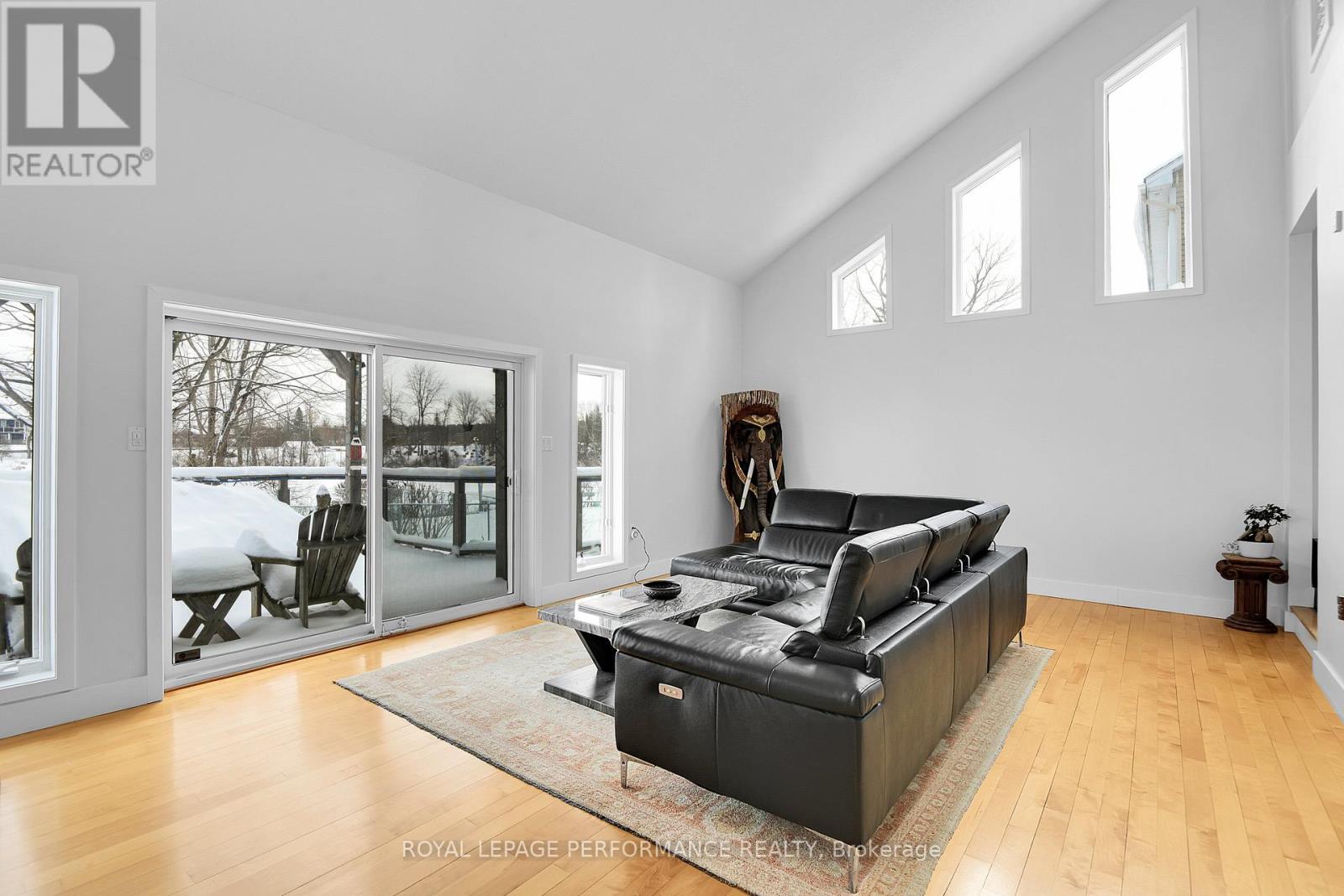 6099 James Bell Drive, Ottawa, Ontario  K4M 1B3 - Photo 5 - X12582654