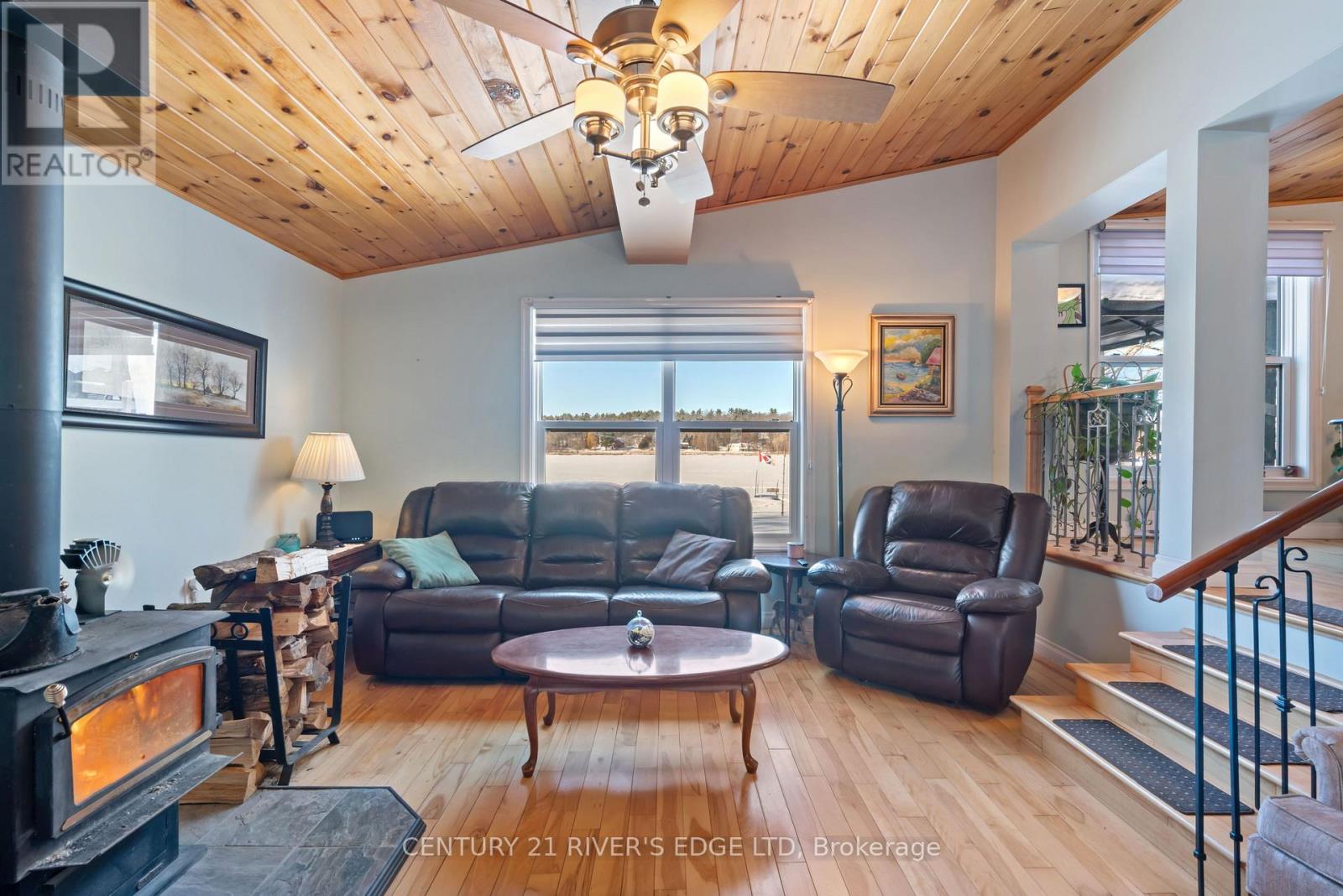 70 Kerry Point Road, Leeds And The Thousand Islands, Ontario  K0E 1R0 - Photo 6 - X12764204