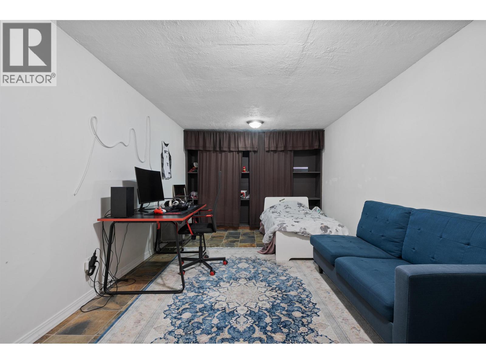 5625 Eagle Court, North Vancouver, British Columbia  V7R 4V5 - Photo 26 - R3087197