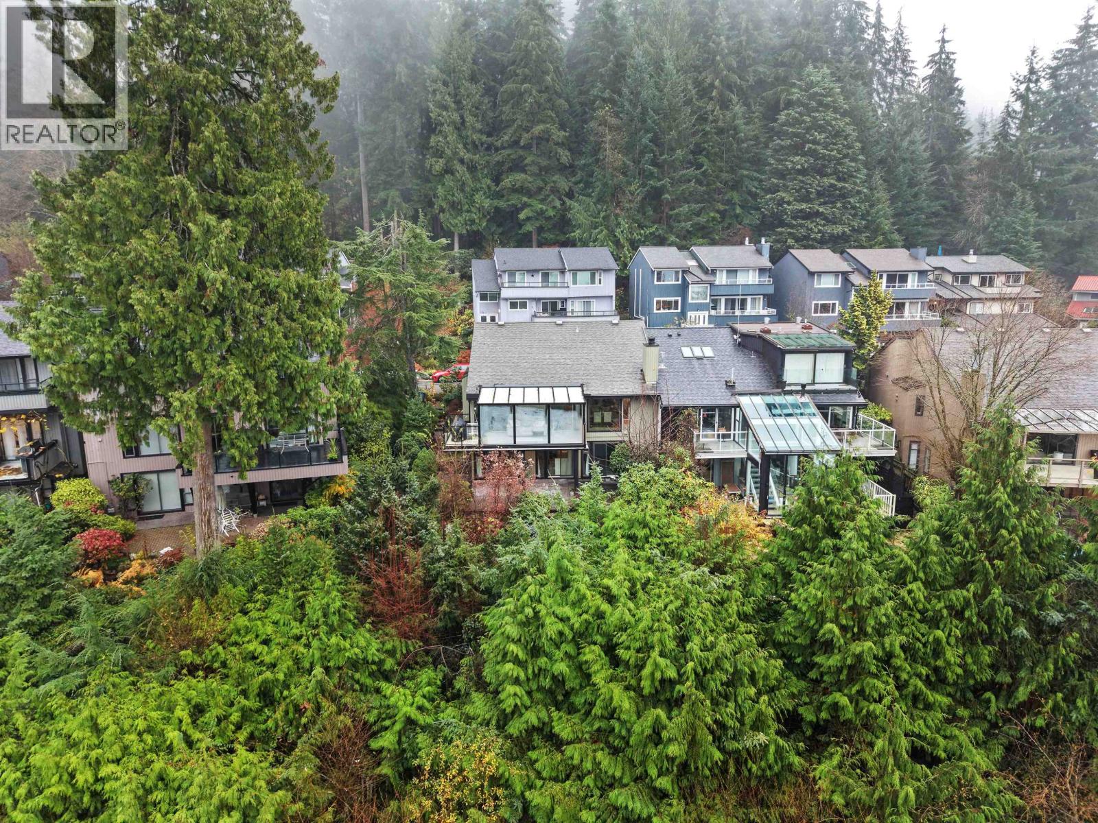 5625 Eagle Court, North Vancouver, British Columbia  V7R 4V5 - Photo 34 - R3087197