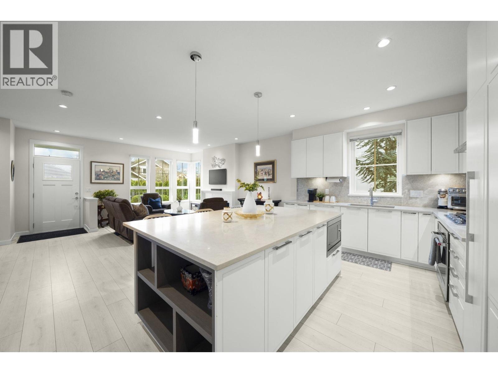 113 5311 Admiral Way, Delta, British Columbia  V4K 0E2 - Photo 9 - R3087200