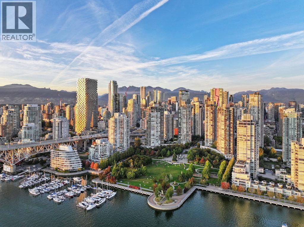 2805 583 Beach Crescent, Vancouver, British Columbia  V6Z 3E6 - Photo 2 - R3087211