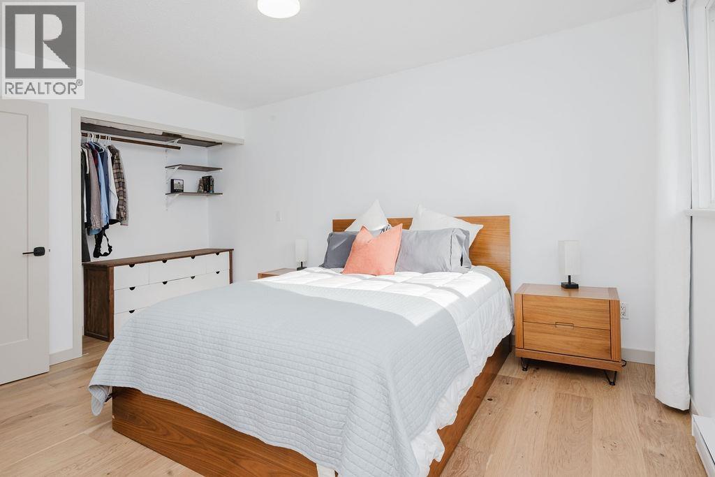 723 Tricklebrook Way, Gibsons, British Columbia  V0N 1V9 - Photo 15 - R3087219