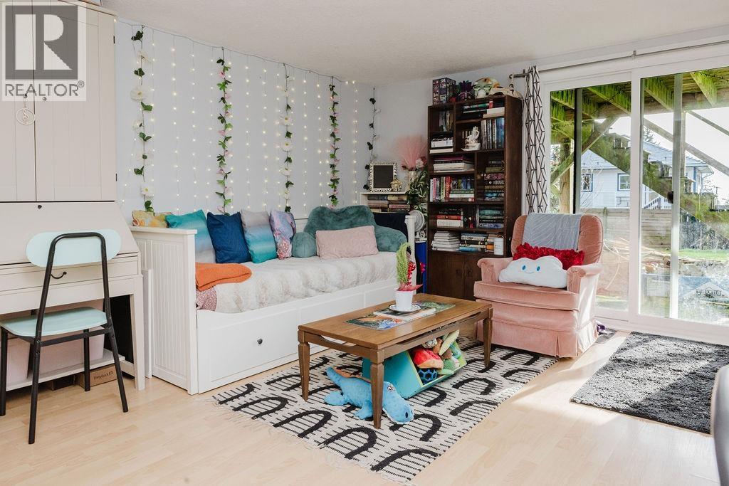 723 Tricklebrook Way, Gibsons, British Columbia  V0N 1V9 - Photo 29 - R3087219