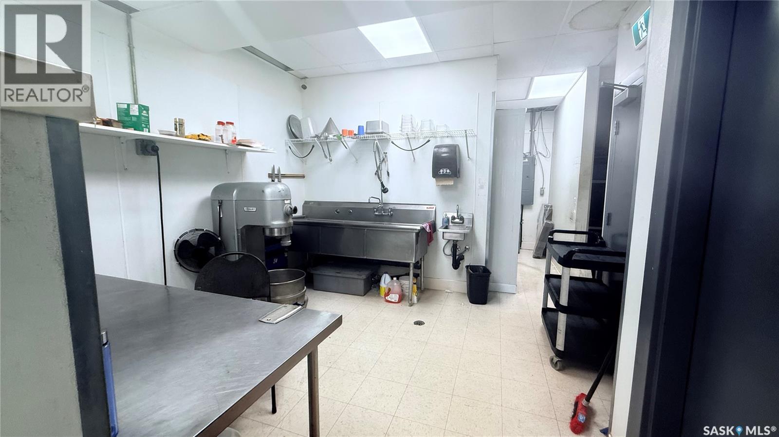 A 205 115th Street E, Saskatoon, Saskatchewan  S7N 2E3 - Photo 11 - SK028023