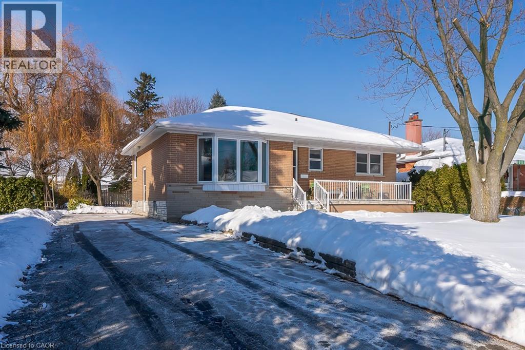 381 Walton Street, Oakville, Ontario  L6K 1R7 - Photo 2 - 40801976