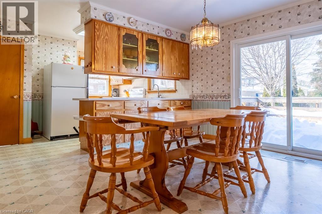 381 Walton Street, Oakville, Ontario  L6K 1R7 - Photo 8 - 40801976