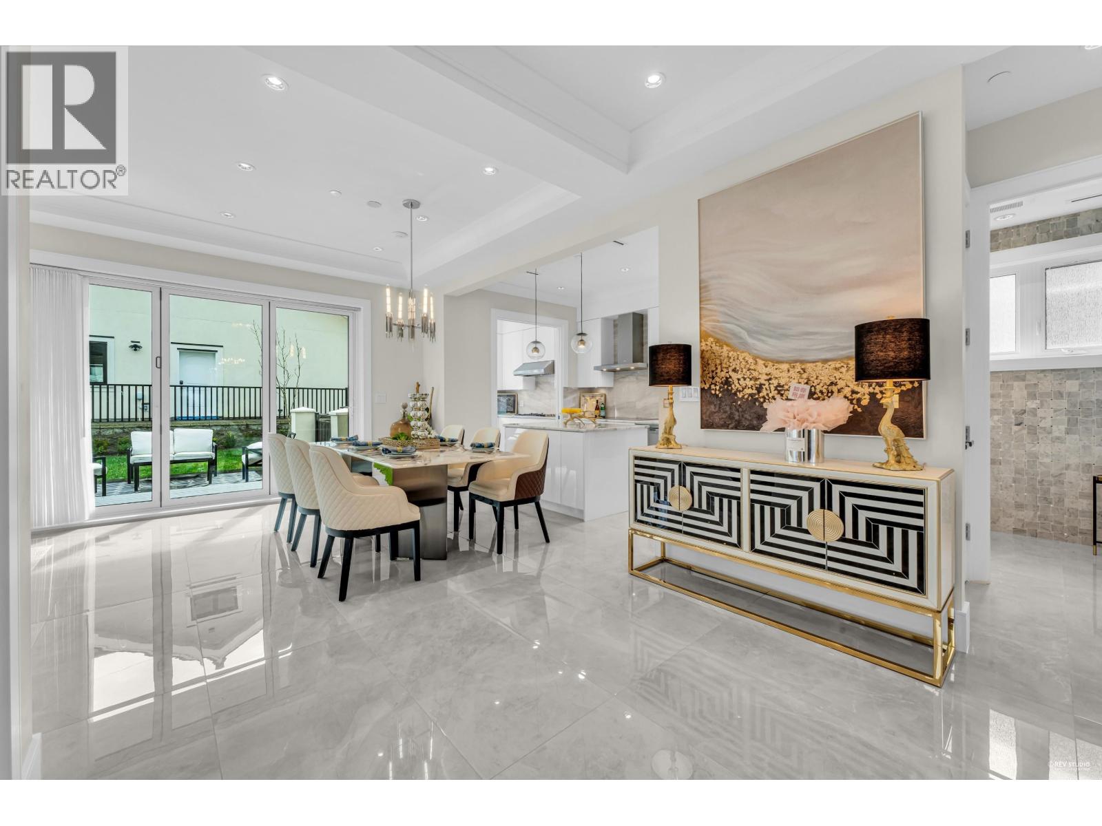 4112 W 11TH AVENUE, Vancouver, British Columbia