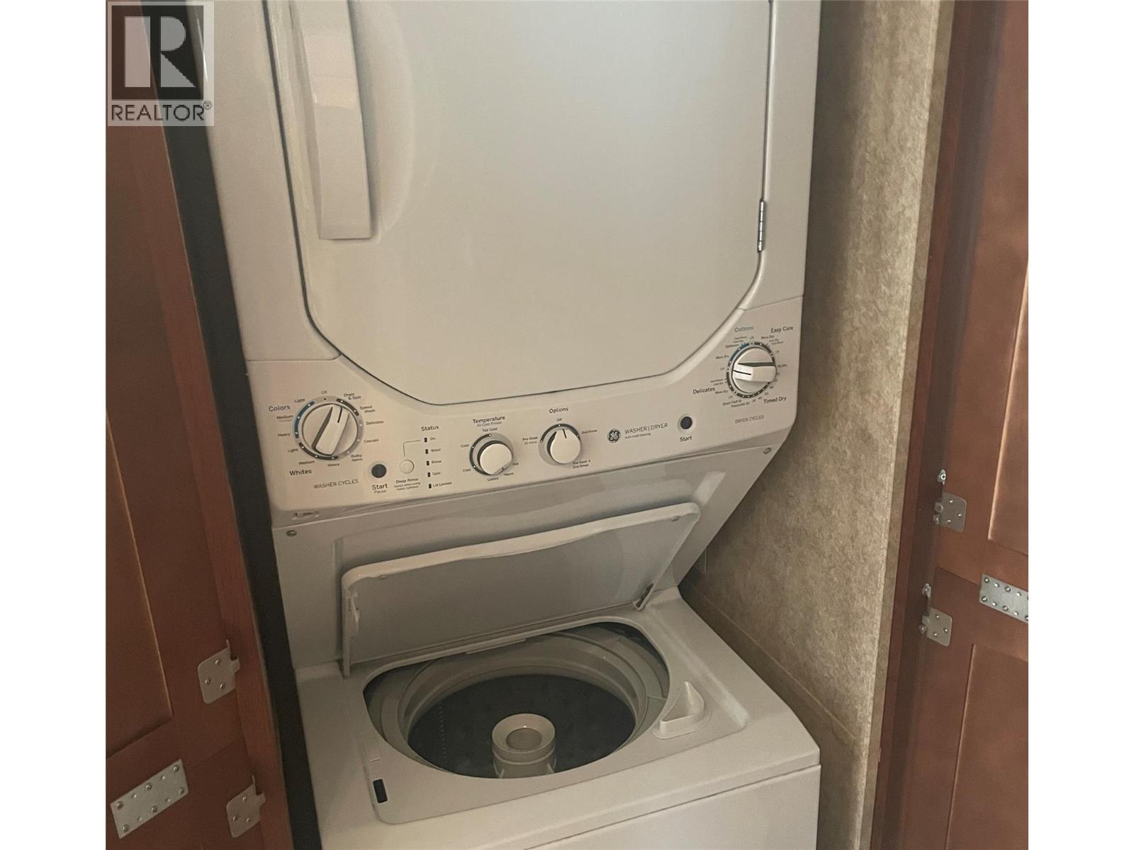 2633 Squilax Anglemont Road Unit# 19, Lee Creek, British Columbia  V0E 1M4 - Photo 32 - 10350932