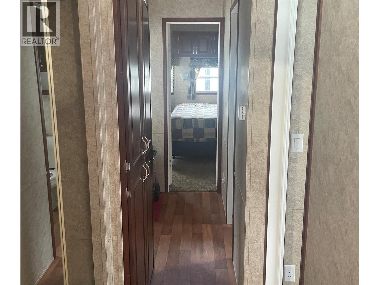 2633 Squilax Anglemont Road Unit# 19, Lee Creek, British Columbia  V0E 1M4 - Photo 26 - 10350932